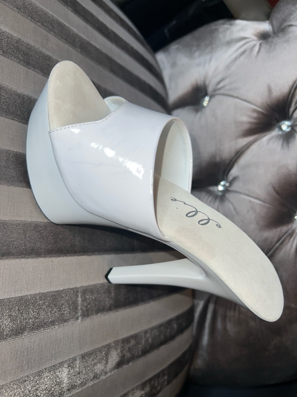 ⨠Dazzling Ellie White Patent Platform Slides ⨠- Picture 2 of 8